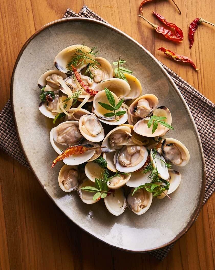 Clams and herbs