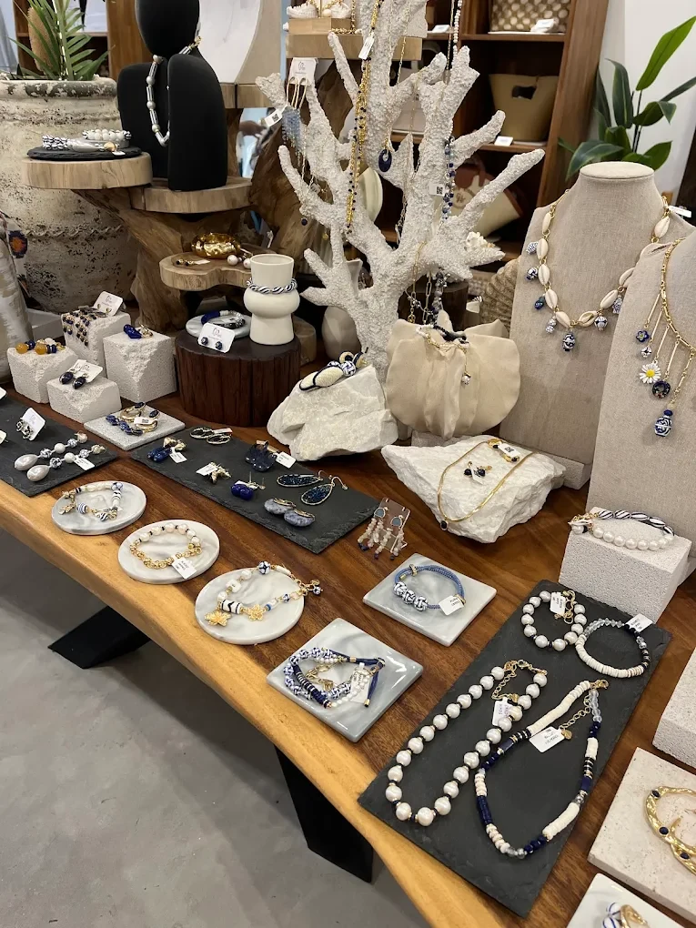 Jewelry arranged on the Nakamol display table