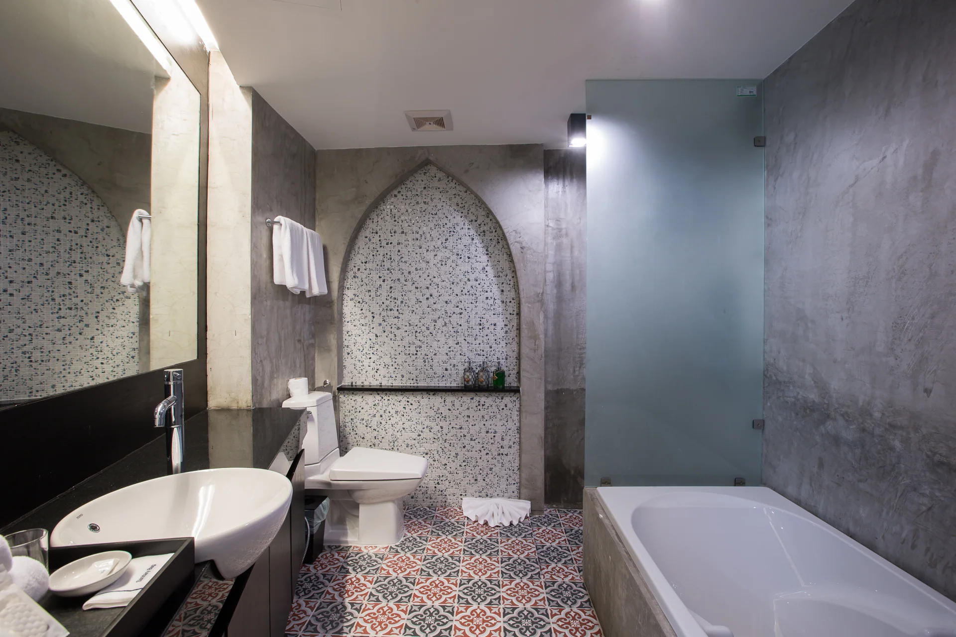 Boutique room details