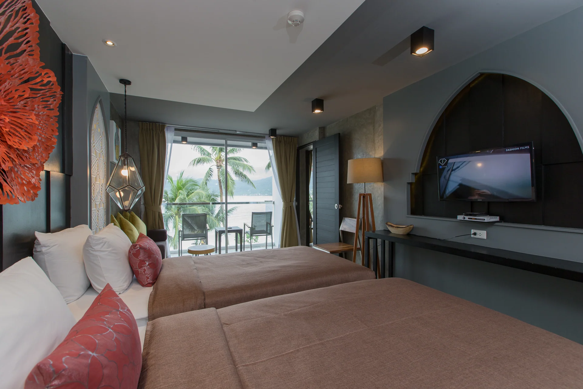 Boutique room details