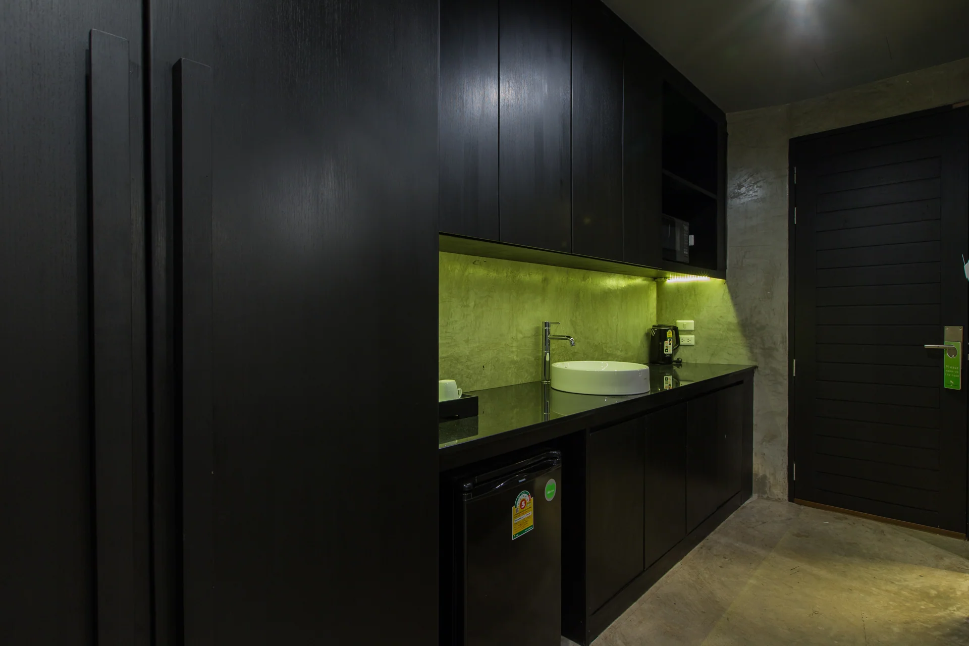 Boutique room details