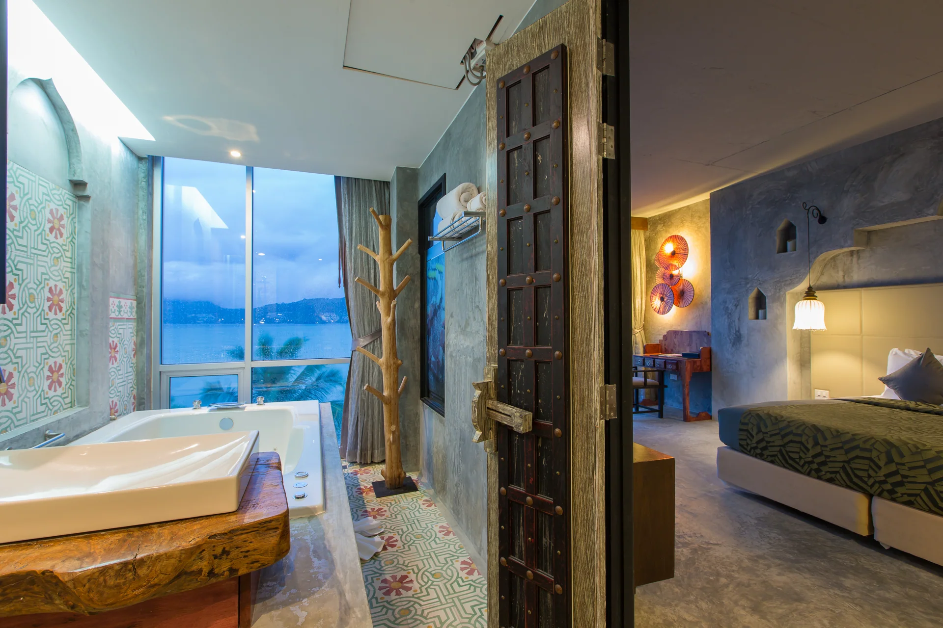 Boutique room details