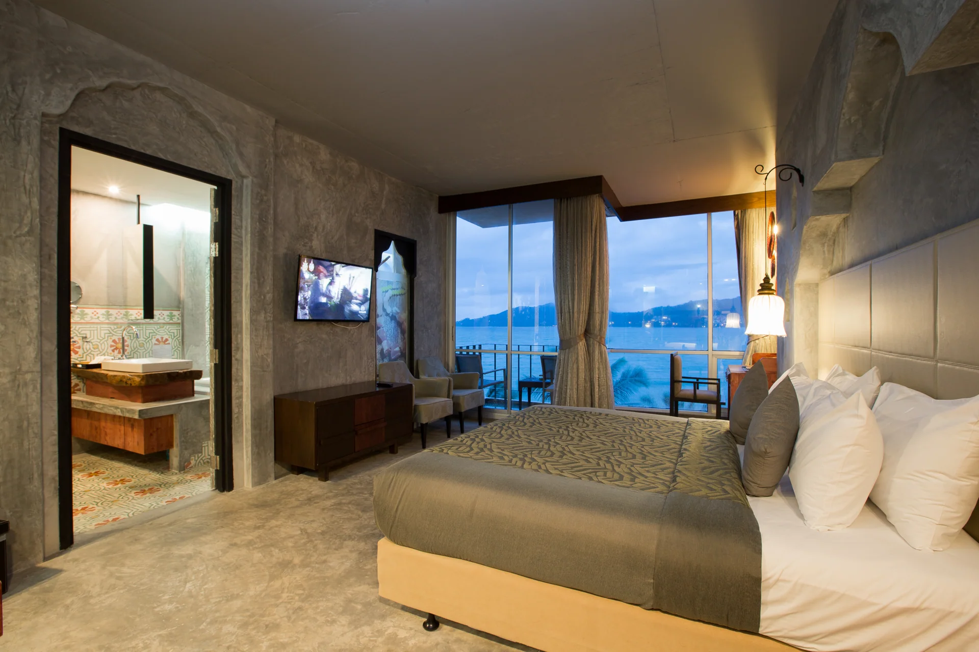 Boutique room details