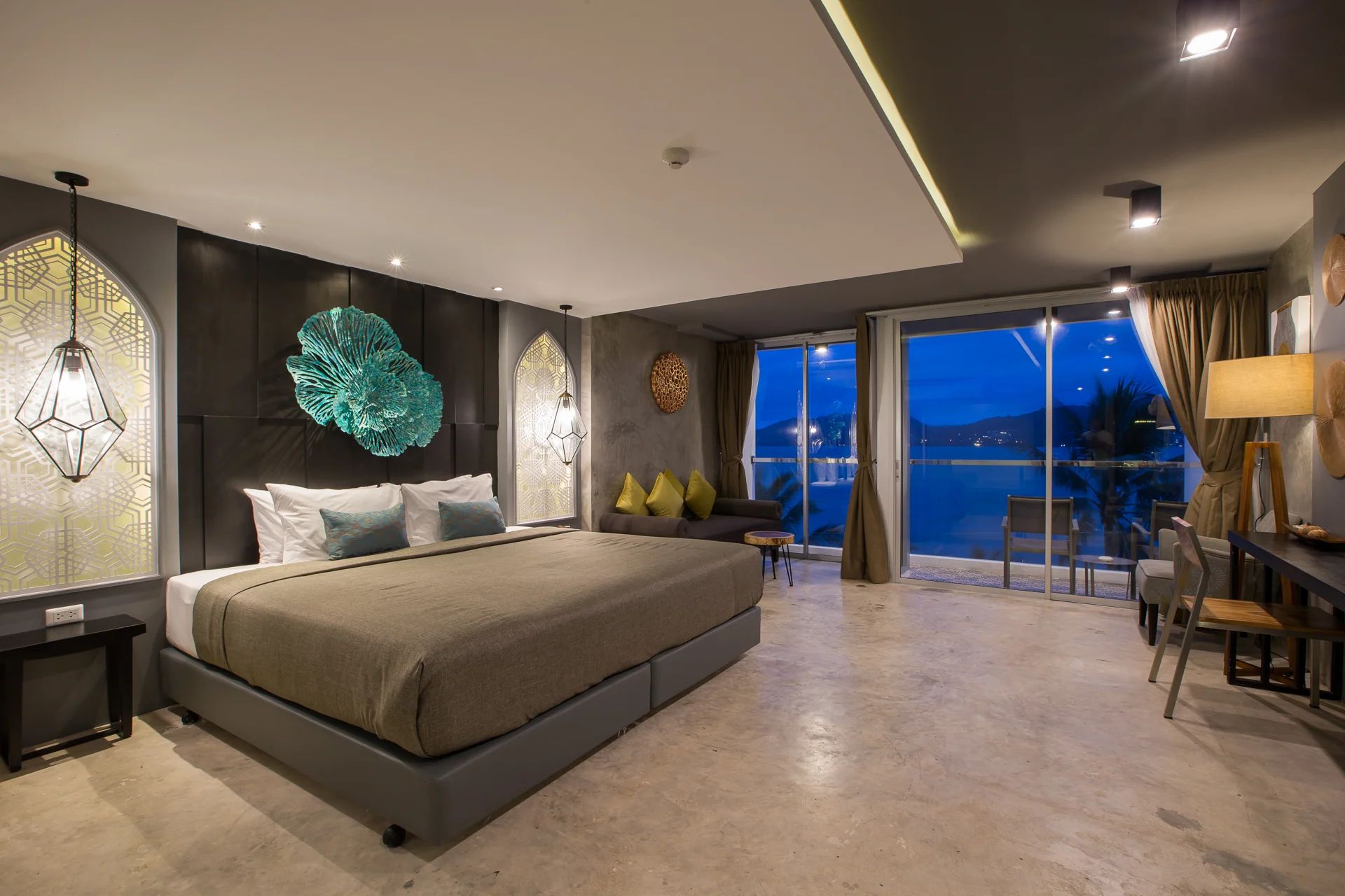 Boutique room details