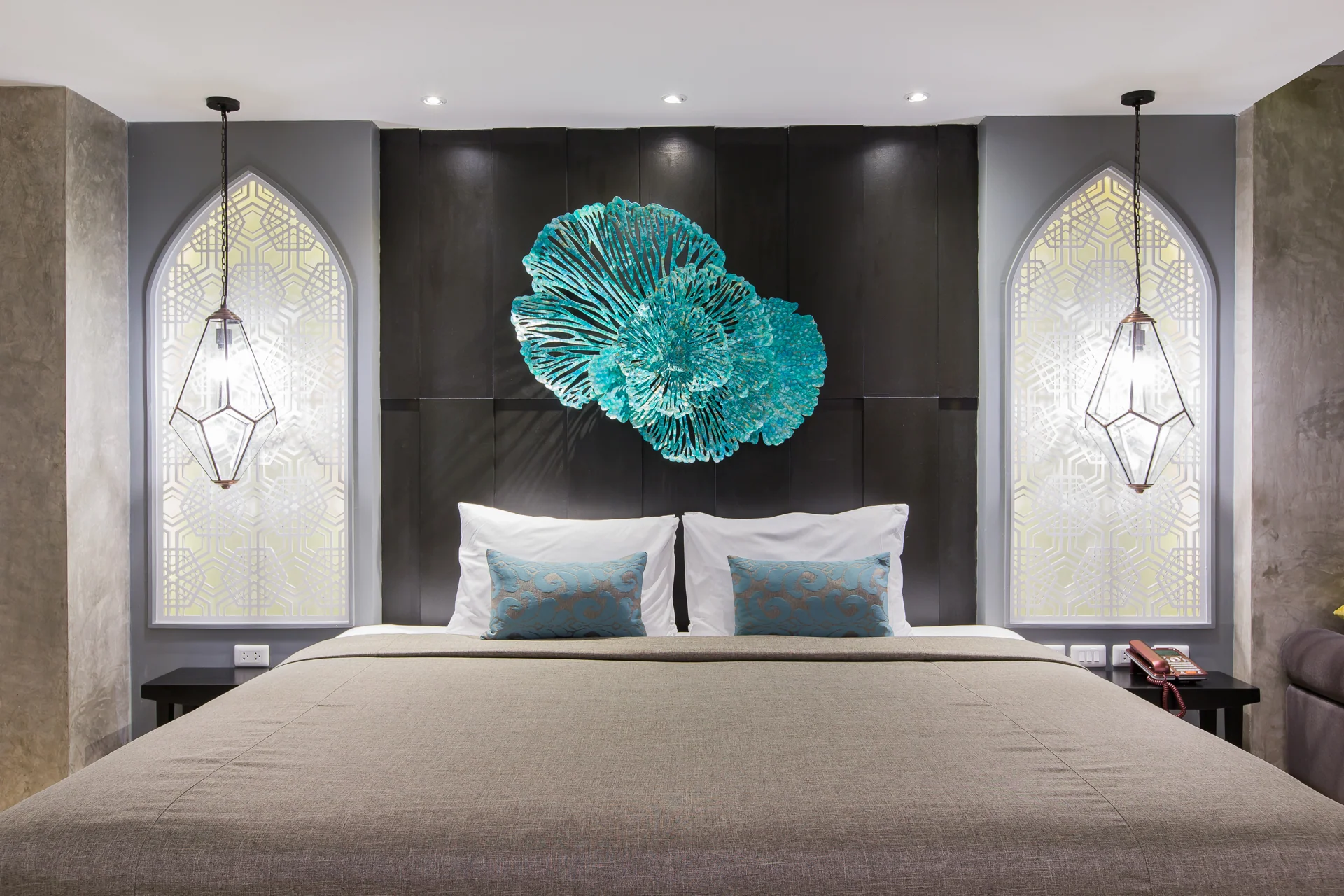 Boutique room details