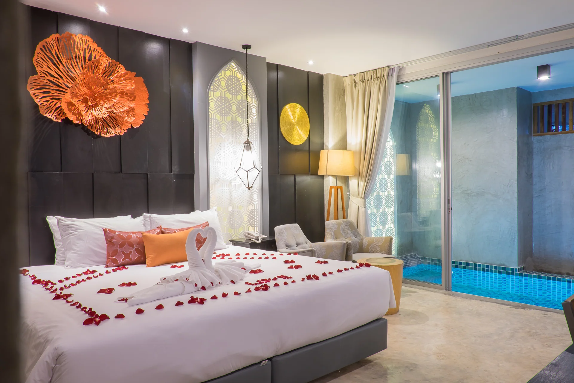 Boutique room details