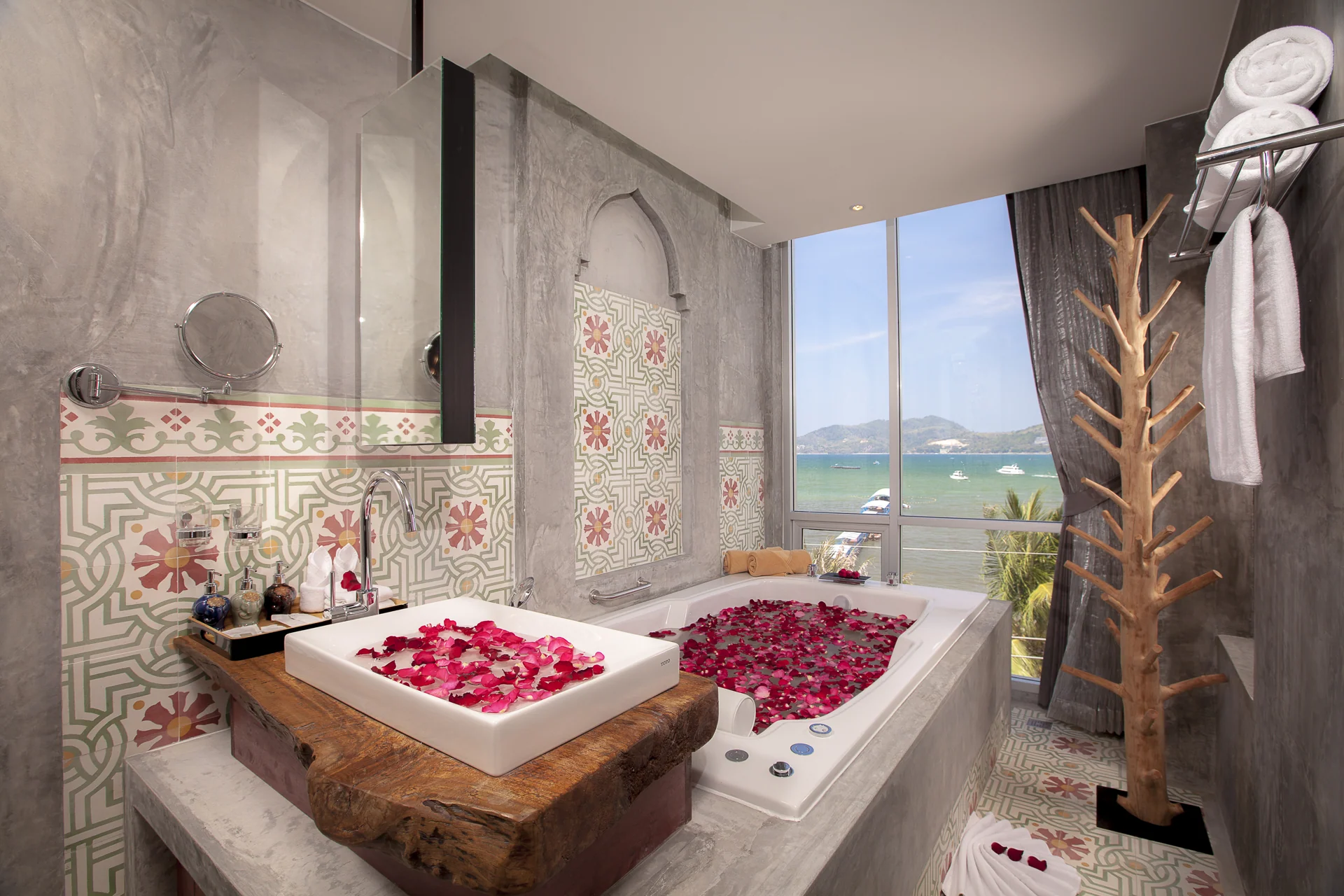 Boutique room details